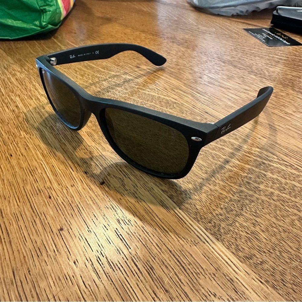 Ray-Ban Wayfarer Sunglasses